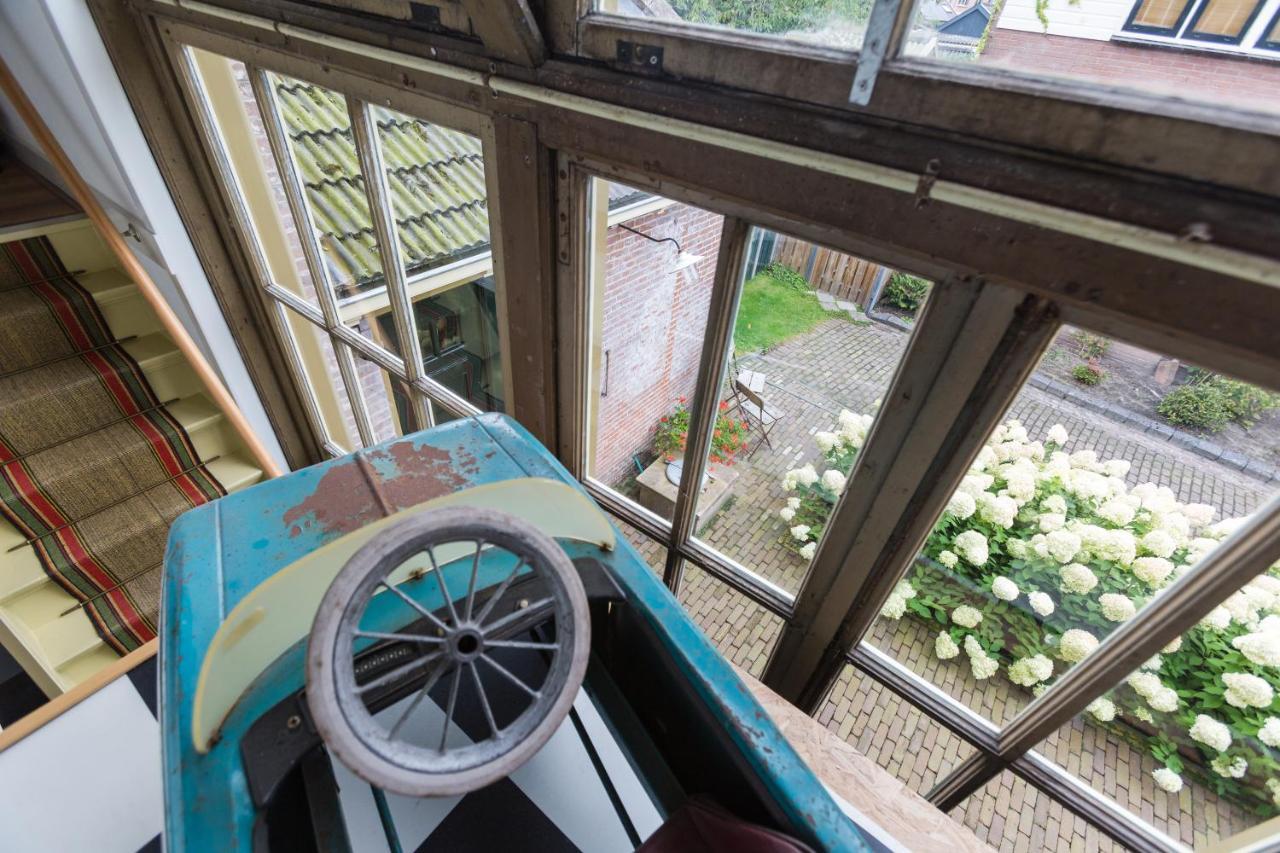 D' Ald Skoalle - Sfeervol Appartement In Oude School. Wijtgaard Bagian luar foto